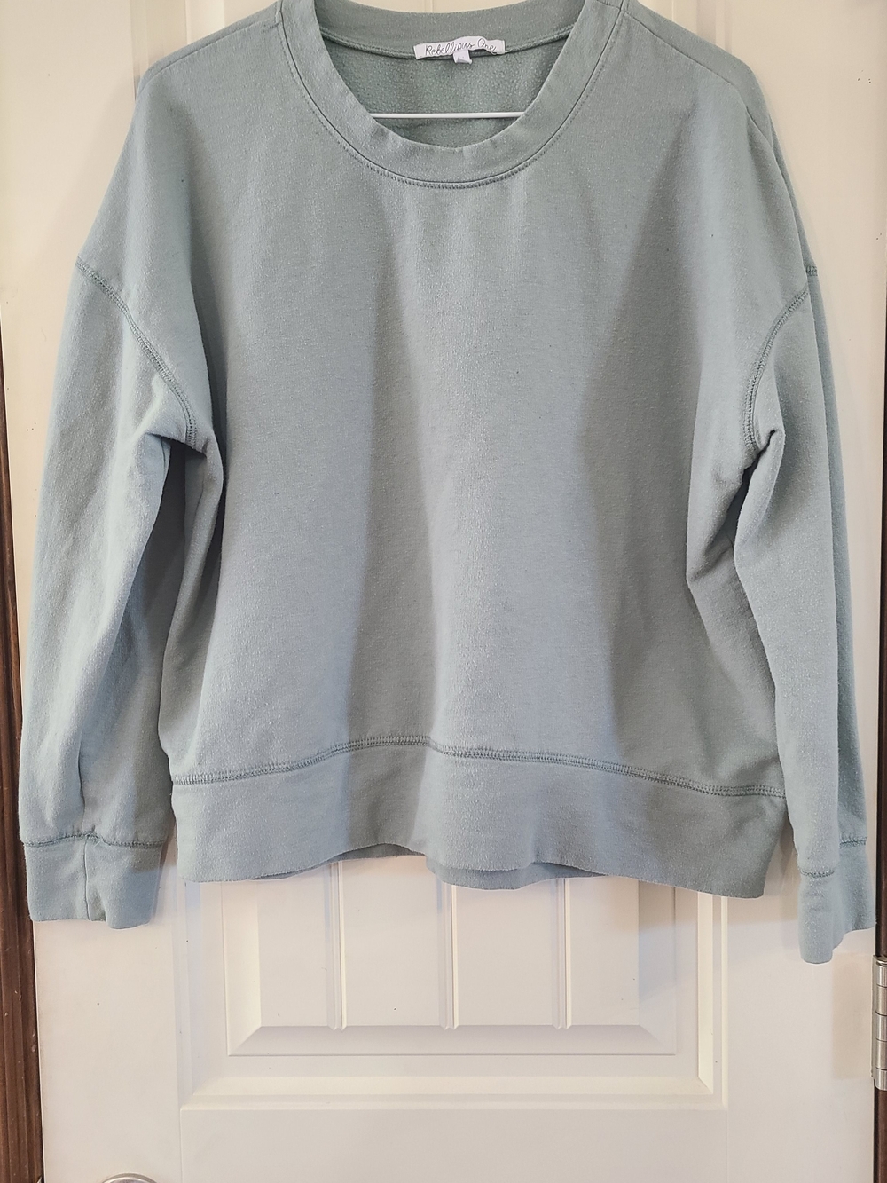 Rebellious One Crewneck Sweater in Sage Green Size M